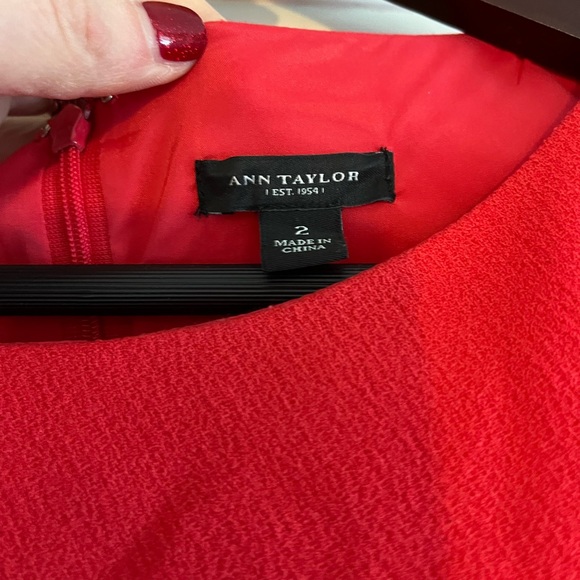 Ann Taylor shift dress - Picture 4 of 4